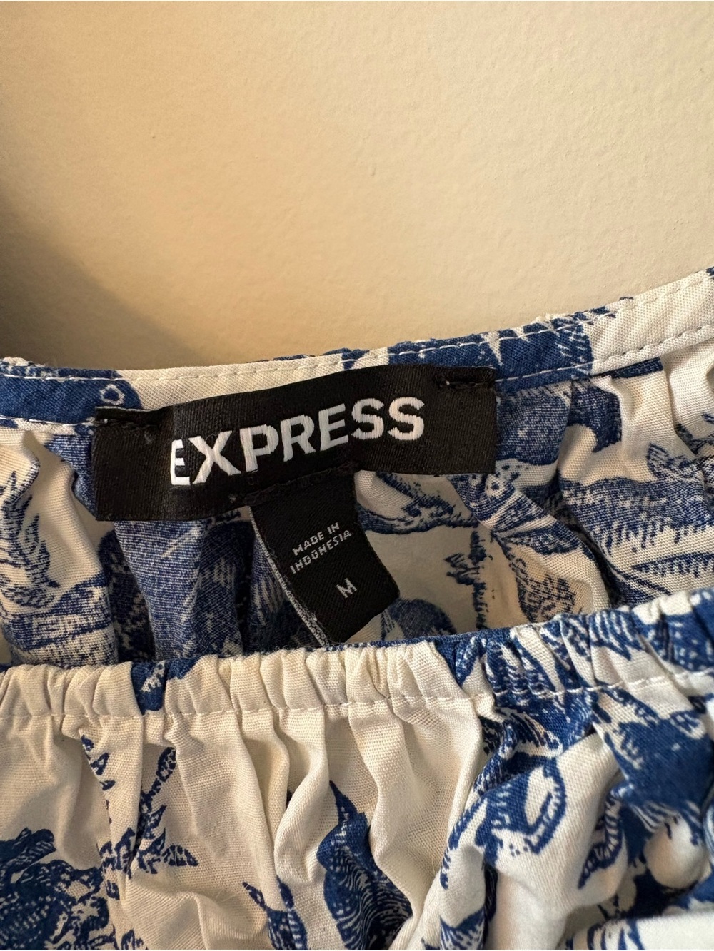 Express Top - Picture 3 of 4